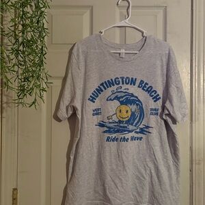 Huntington Beach Graphic Tee - Gray